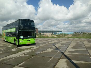Flixbus begint Nederlands busnetwerk