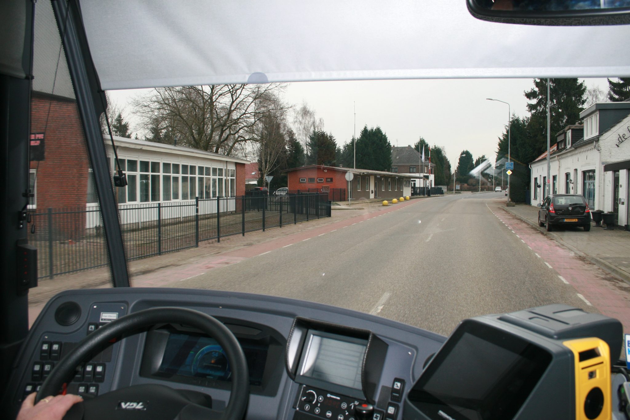 Via Tegelen rijdt lijn 1 de grens over, Duitsland in.