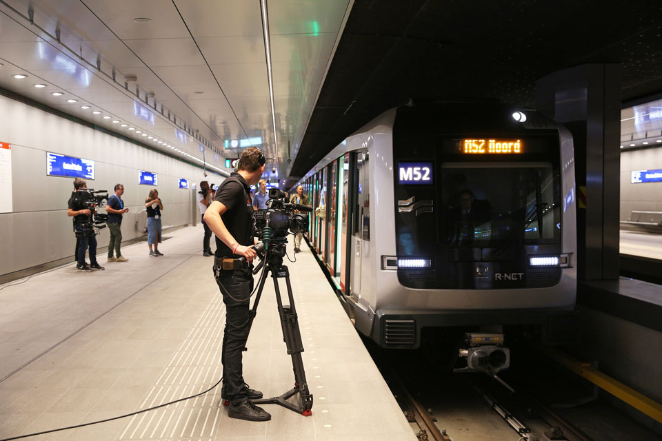 Media-aandacht voor de eerste trein naar Noord.