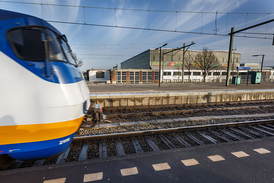 Zicht op de Locomotiefhal.