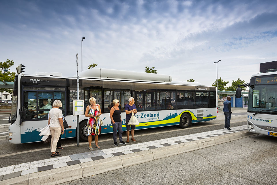 Busstation Middelburg.