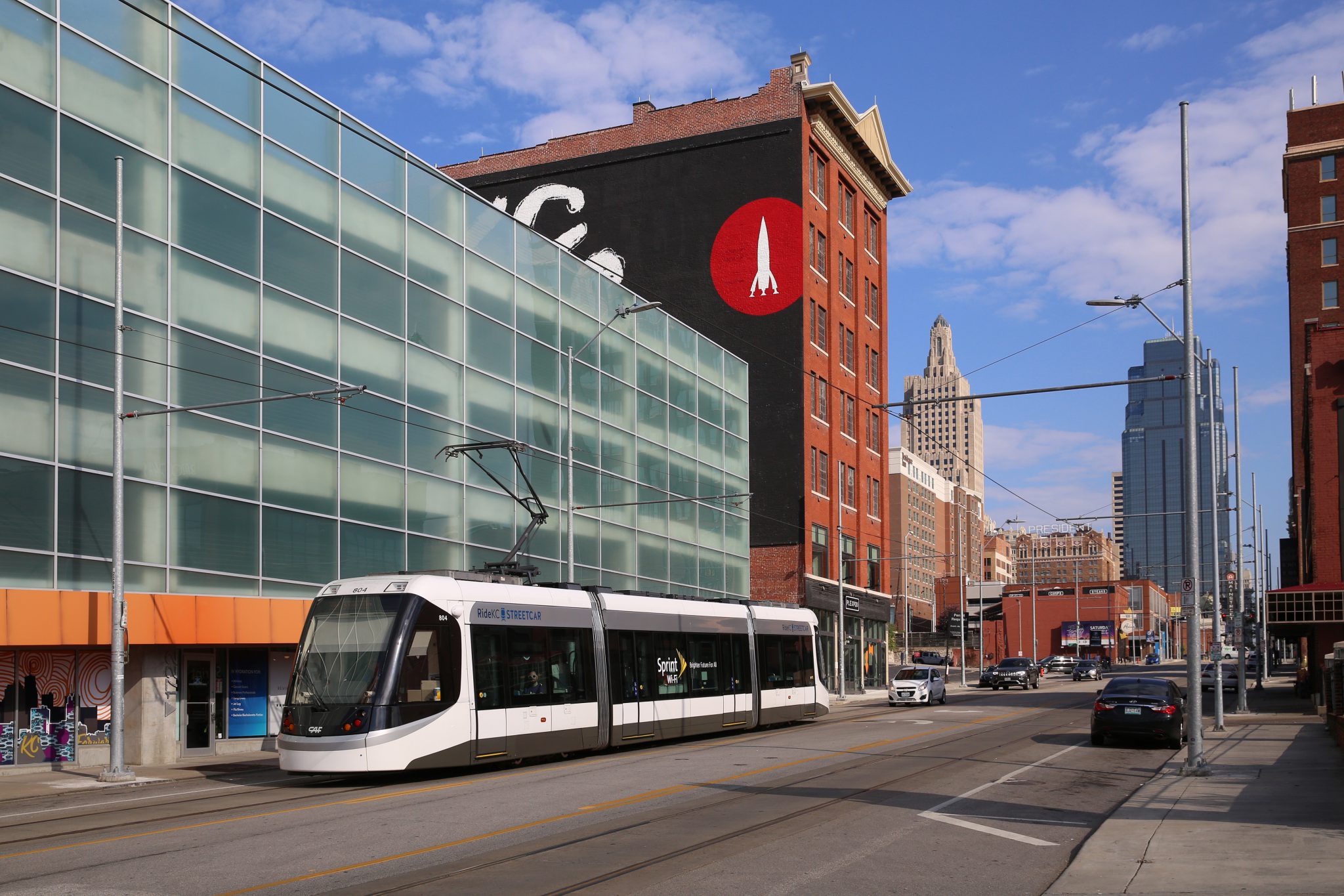 De Amerikaanse streetcar nieuwe stijl in Kansas City, geopend in mei 2016.