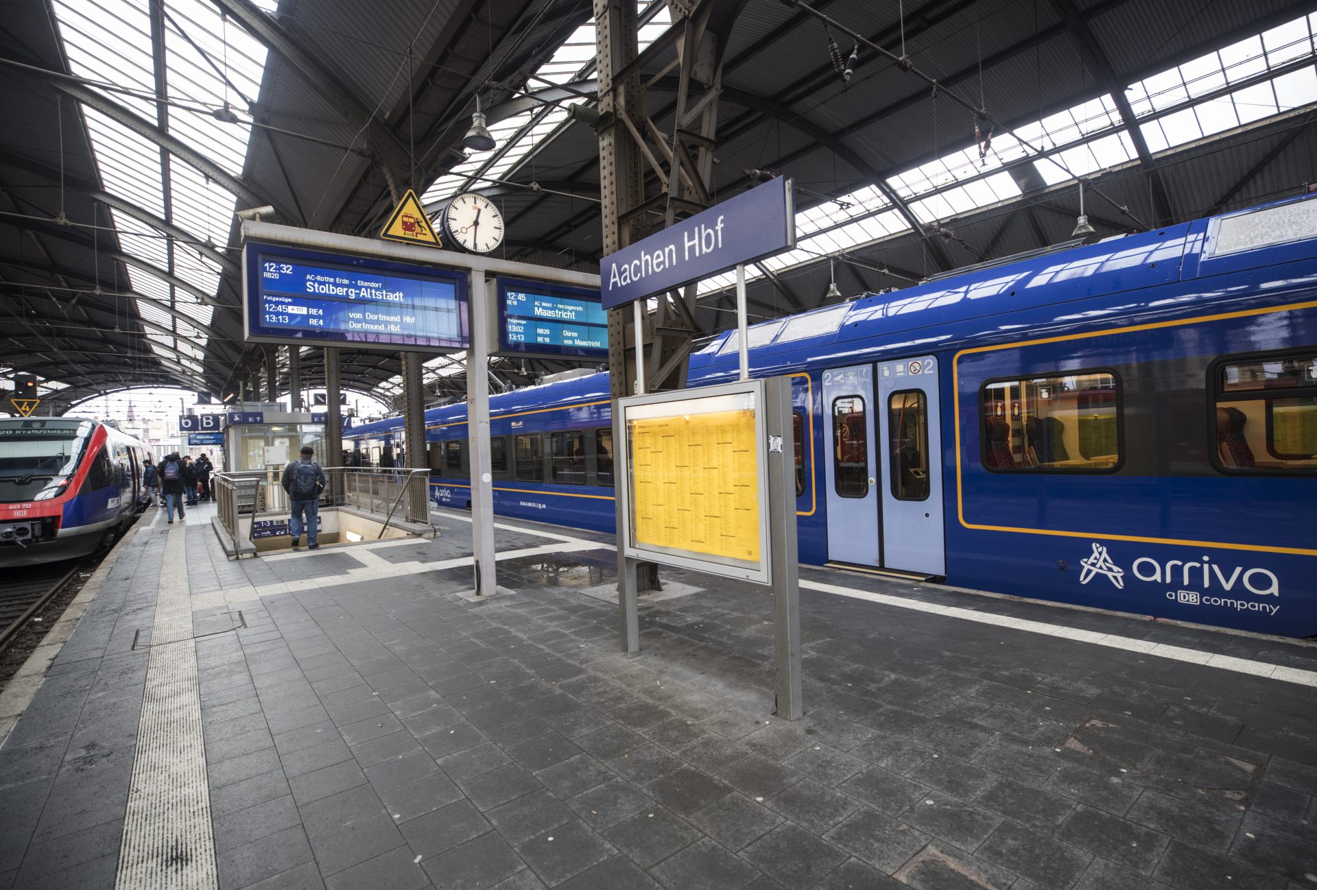 Tussen Heerlen en Aken rijdt momenteel de RE18, de zogeheten Drielandentrein