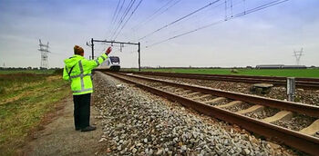 Reizigerspunctualiteit spoor daalt licht