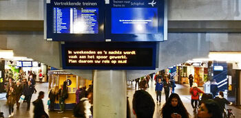 Schiphol verdient betere ov-verbindingen