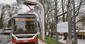 Hamburg laadt bussen via een paal