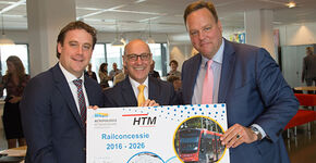 Tienjarig railcontract voor RET en HTM