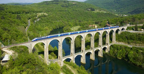 Franse staat splitst SNCF TGV's in de maag