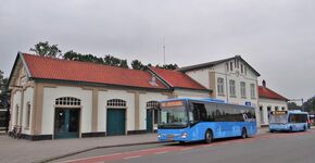 Lege bus legt het af in IJssel-Vecht