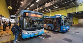 Inpandig busstation voor stads- en streekbussen. De trolleys zijn al verhuisd naar het voorplein.