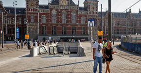 Voorplein Amsterdam Centraal.