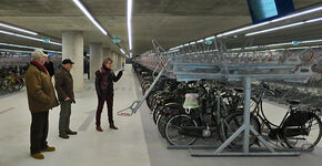 De stalling biedt ruimte aan 5000 fietsen. 