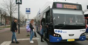 Venlo, station. De Venlose stadsdienst heeft een uitloper naar het Duitse Kaldenkirchen.