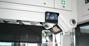 Camera's vervangen de binnenspiegels, waardoor de chauffeur een beter zicht heeft