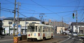 Hakodate. Een typisch Japanse tram uit de jaren vijftig. 