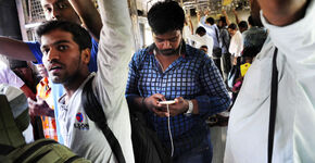 Regionale trein ter hoogte van Chennai.