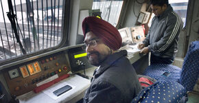 Machinist op station New Delhi.