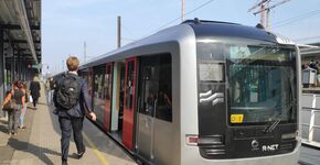 Noord/Zuidlijn. De Noord/Zuidlijn vertrekt vanaf metrostation Zuid.