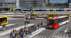 Brabantliner wint van auto en trein