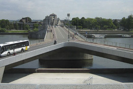 Tram Vlaanderen-Maastricht pas in 2024